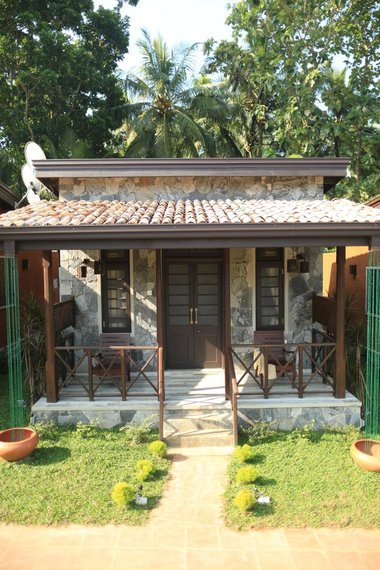 Villa Pinnawala Buitenkant foto